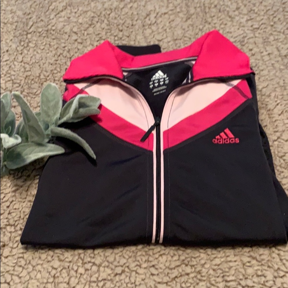 Adidas Jacket🌵